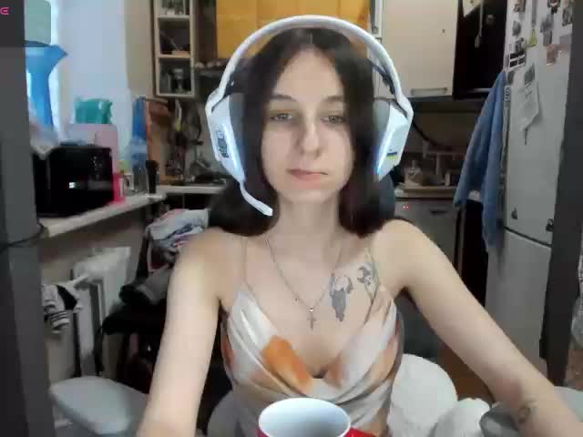 KikNika Приват Записи 2026-04-15