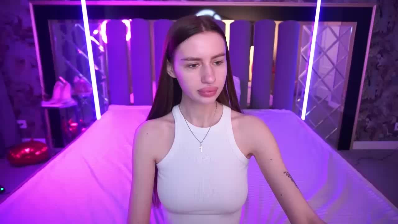 SnowWhiteee Приват Записи 2026-04-16