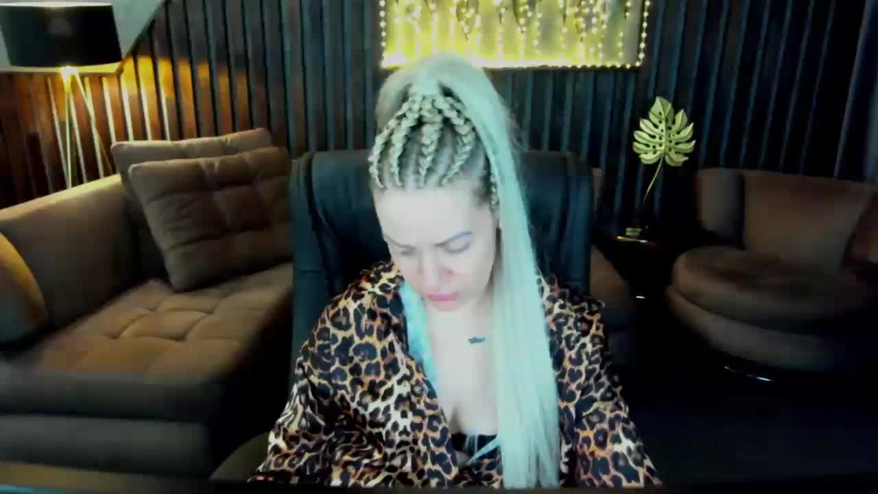 AnnaSnow Приват Записи 2026-04-16