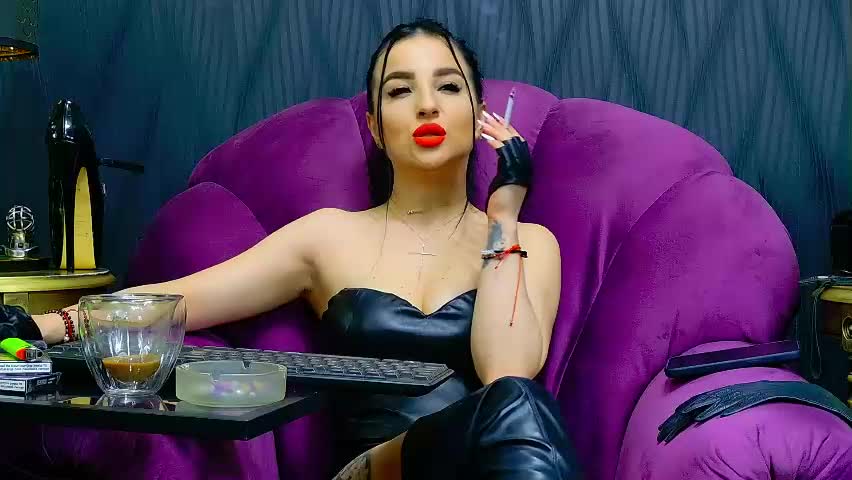 vivianreeve Приват Записи 2026-04-16