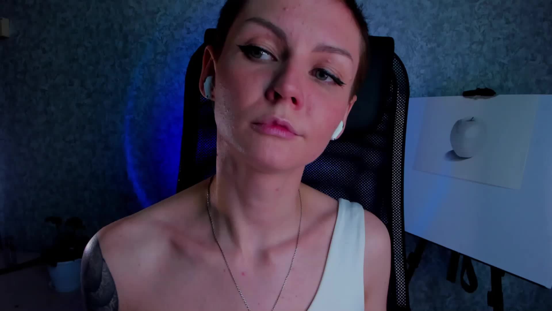 _esha_ Приват Записи 2026-04-16