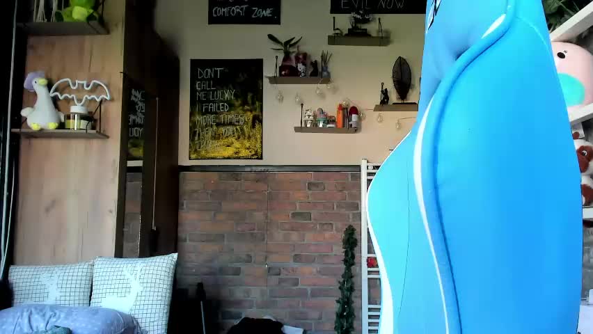 karoline121 Приват Записи 2026-04-17