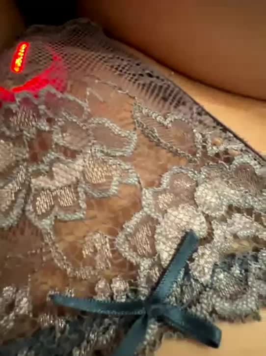 Amelia575-1 Приват Записи 2026-04-17