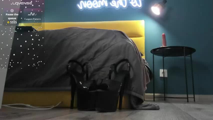 diana_garrett Приват Записи 2026-04-17