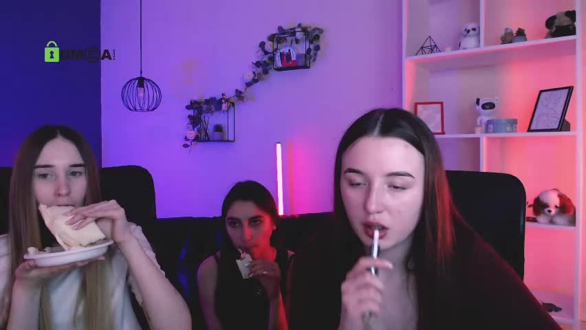 leslie_bird Приват Записи 2026-04-17