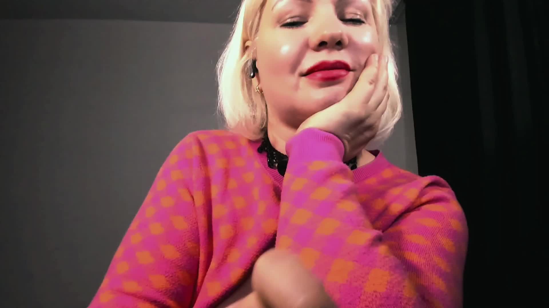 AngelaAngela Приват Записи 2026-04-18