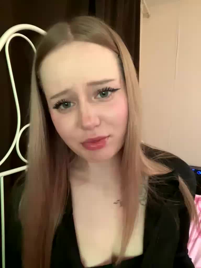 Mia_Wells Приват Записи 2026-04-19