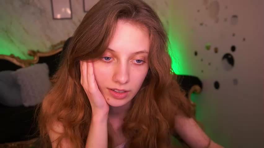 cuteefoxy Приват Записи 2026-04-22