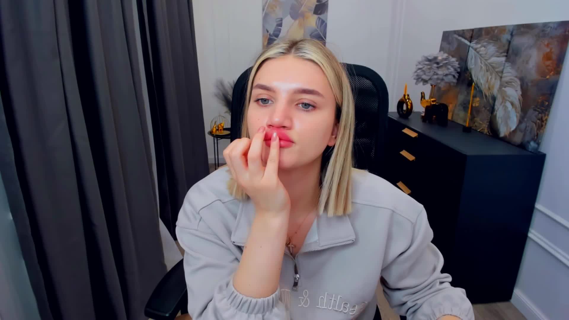 SelenaMoonlight Приват Записи 2026-04-22