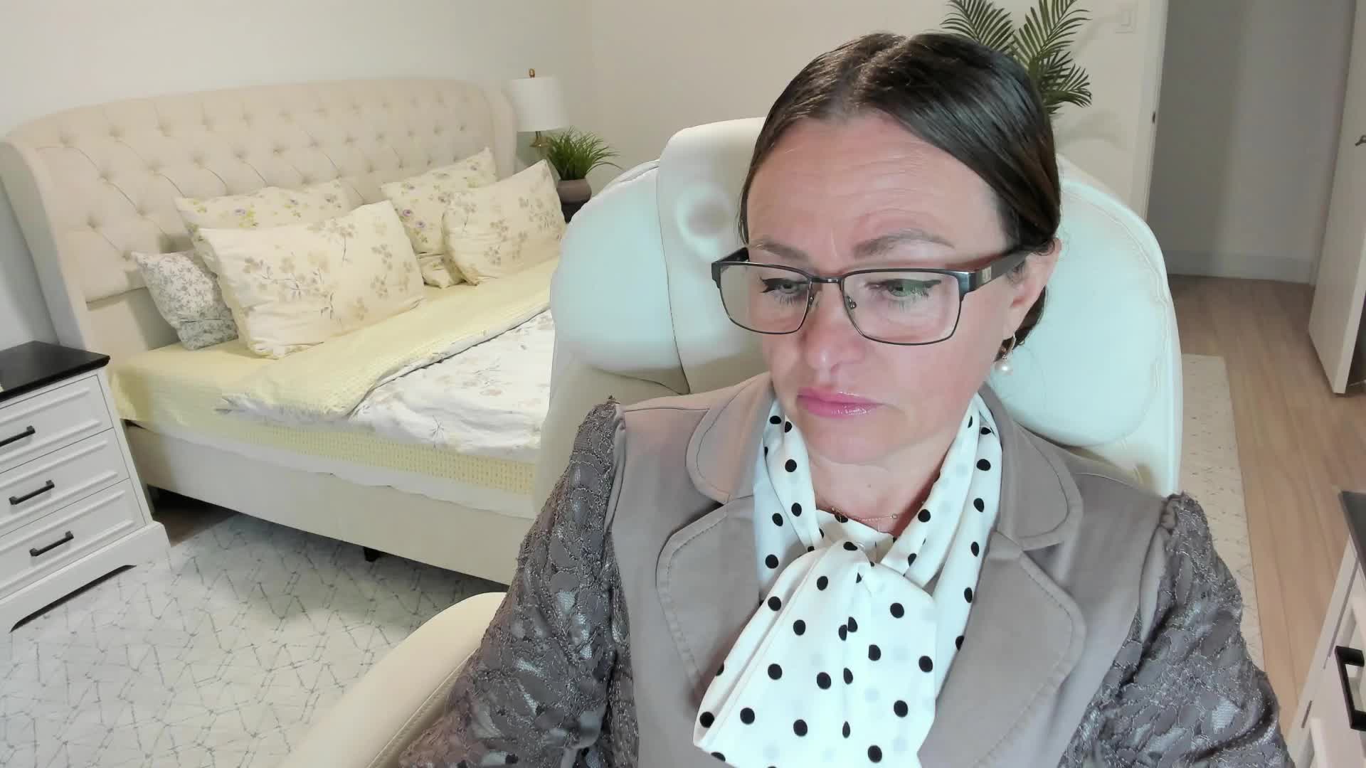 -Michelle- Приват Записи 2026-04-22