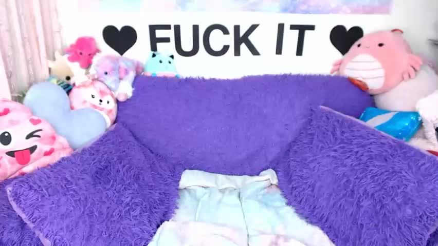 mackenziewolfe Приват Записи 2026-04-22