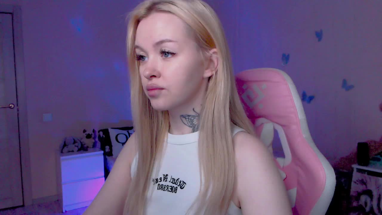 NaughtyMable Приват Записи 2026-04-22