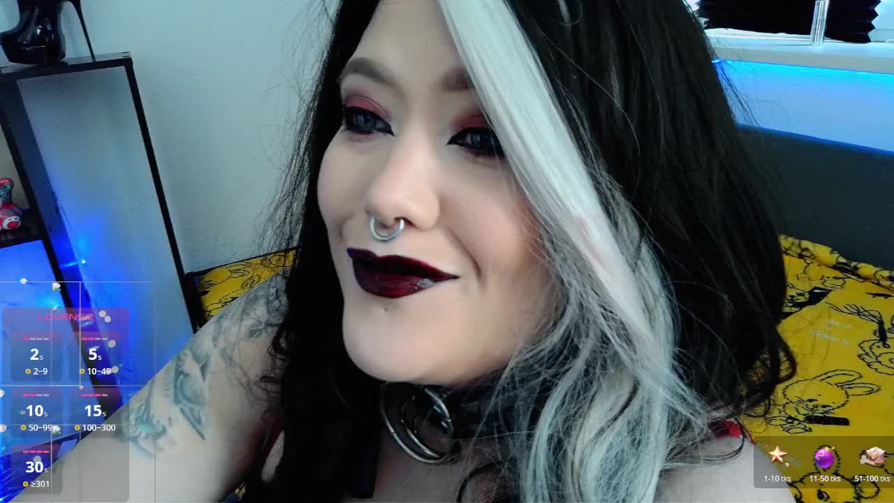 Laura-Wicked Приват Записи 2026-04-22