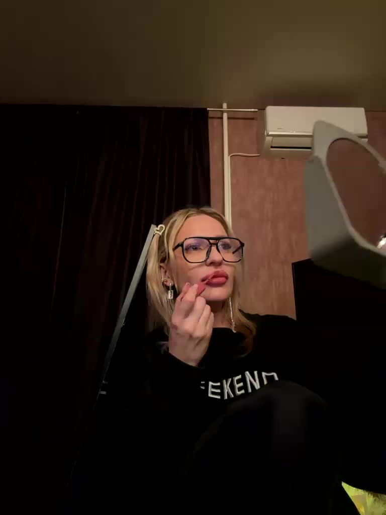 Kirakoks Приват Записи 2026-04-23