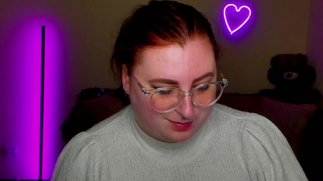 Aliciaredluv Приват Записи 2026-04-23