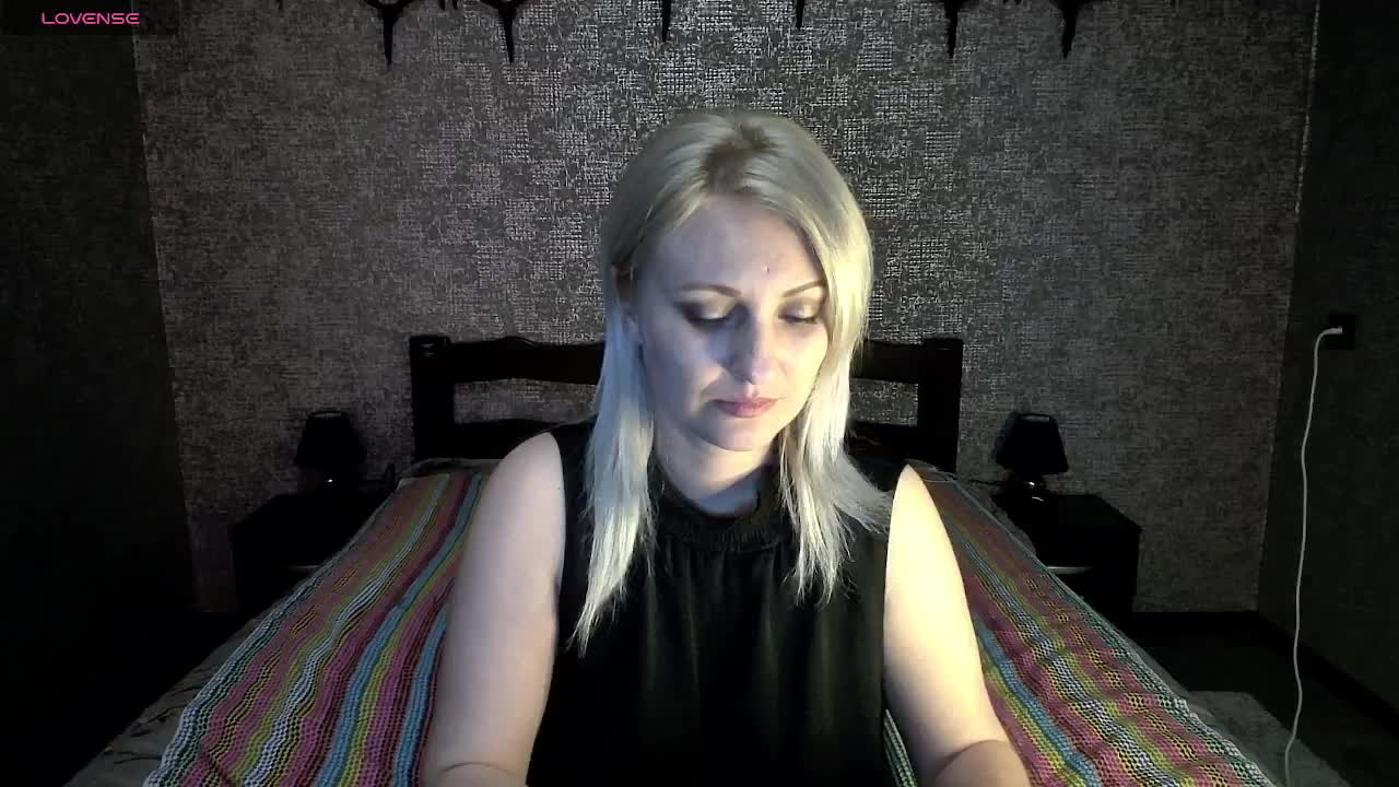 AnnaDeVille Приват Записи 2026-04-23