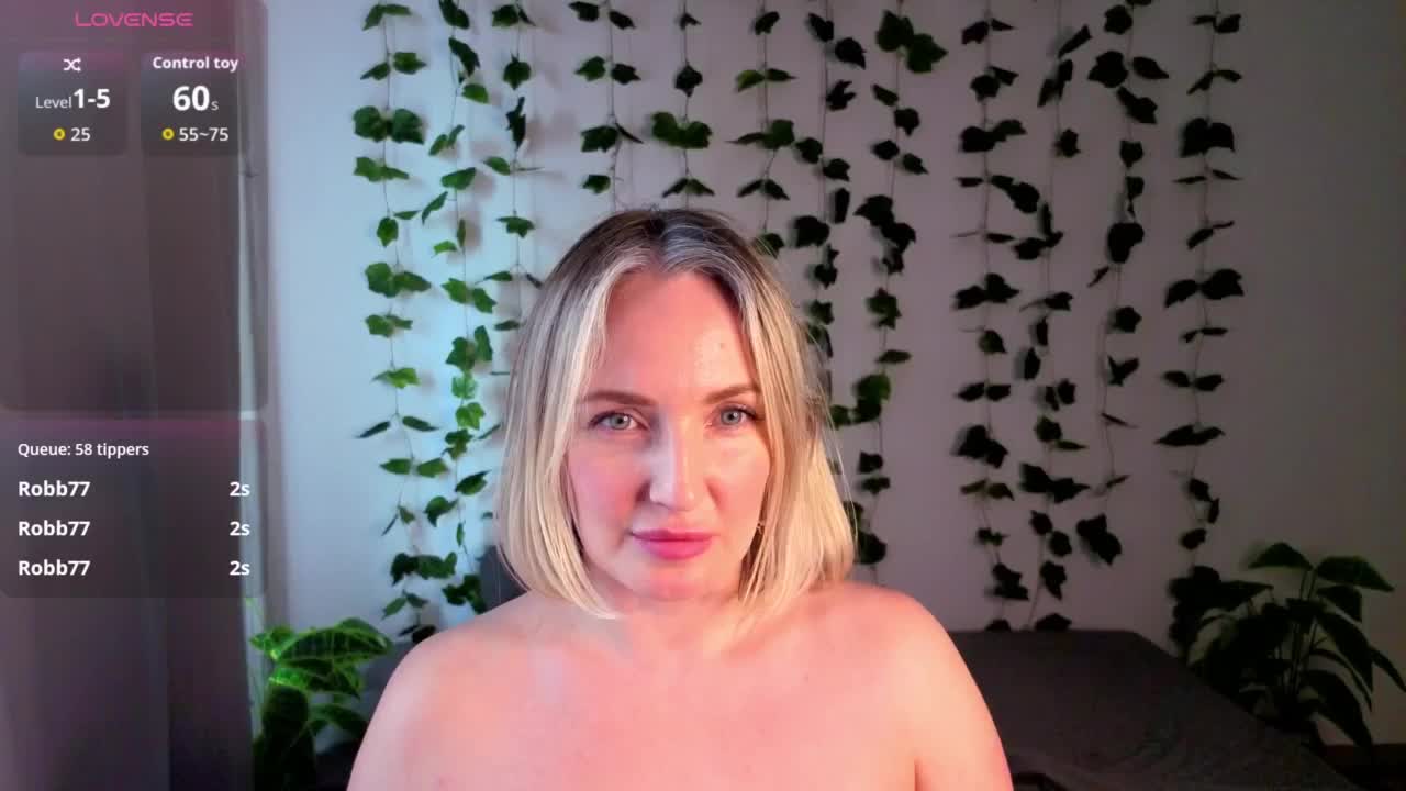 MonikaFoxys Приват Записи 2026-04-24