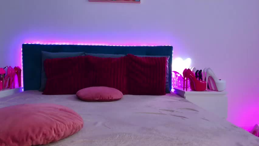 moniquebliss Приват Записи 2026-04-25