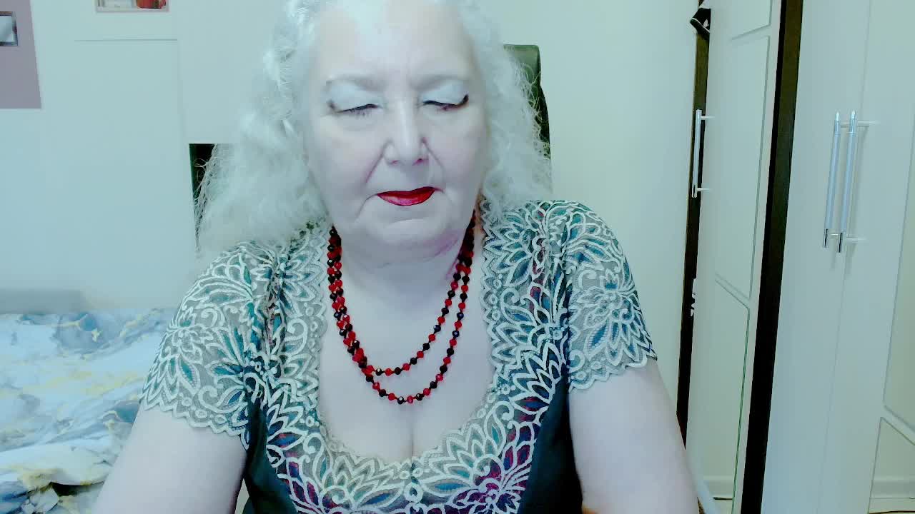 GrannyWants Приват Записи 2026-04-25