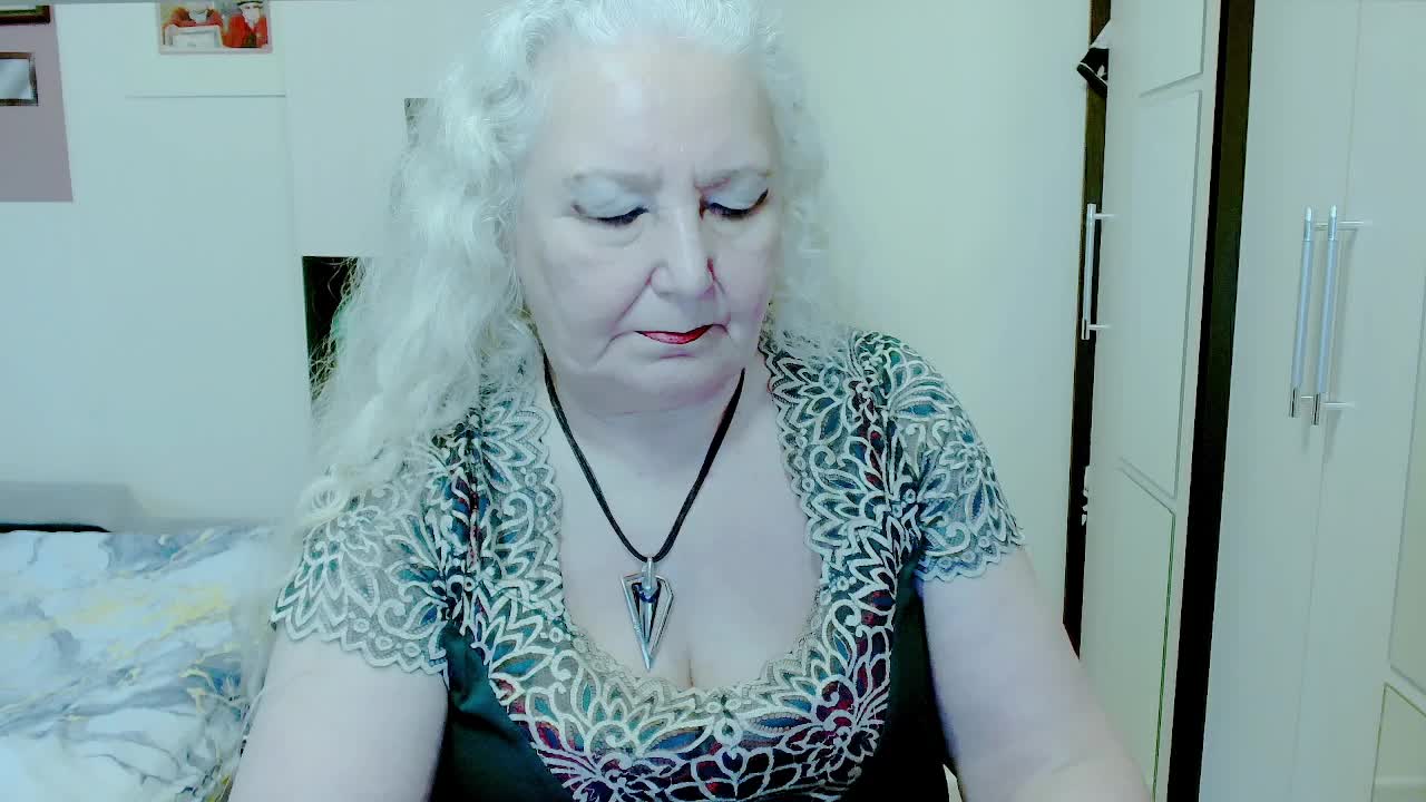 GrannyWants Приват Записи 2026-04-26