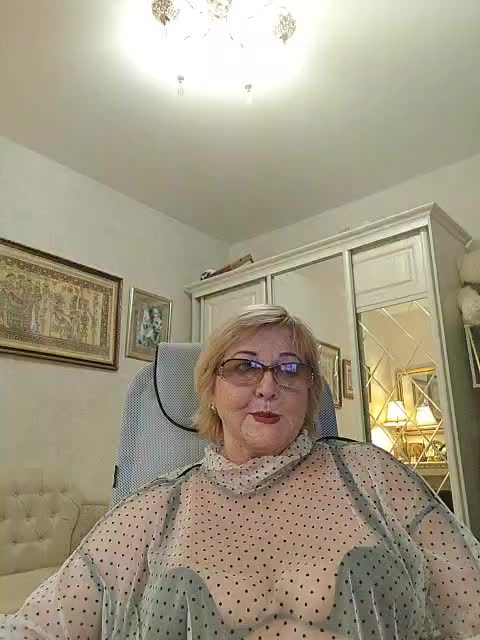 KarinkaSweet Приват Записи 2026-04-27