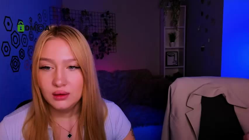 playful_sophie Приват Записи 2026-04-27