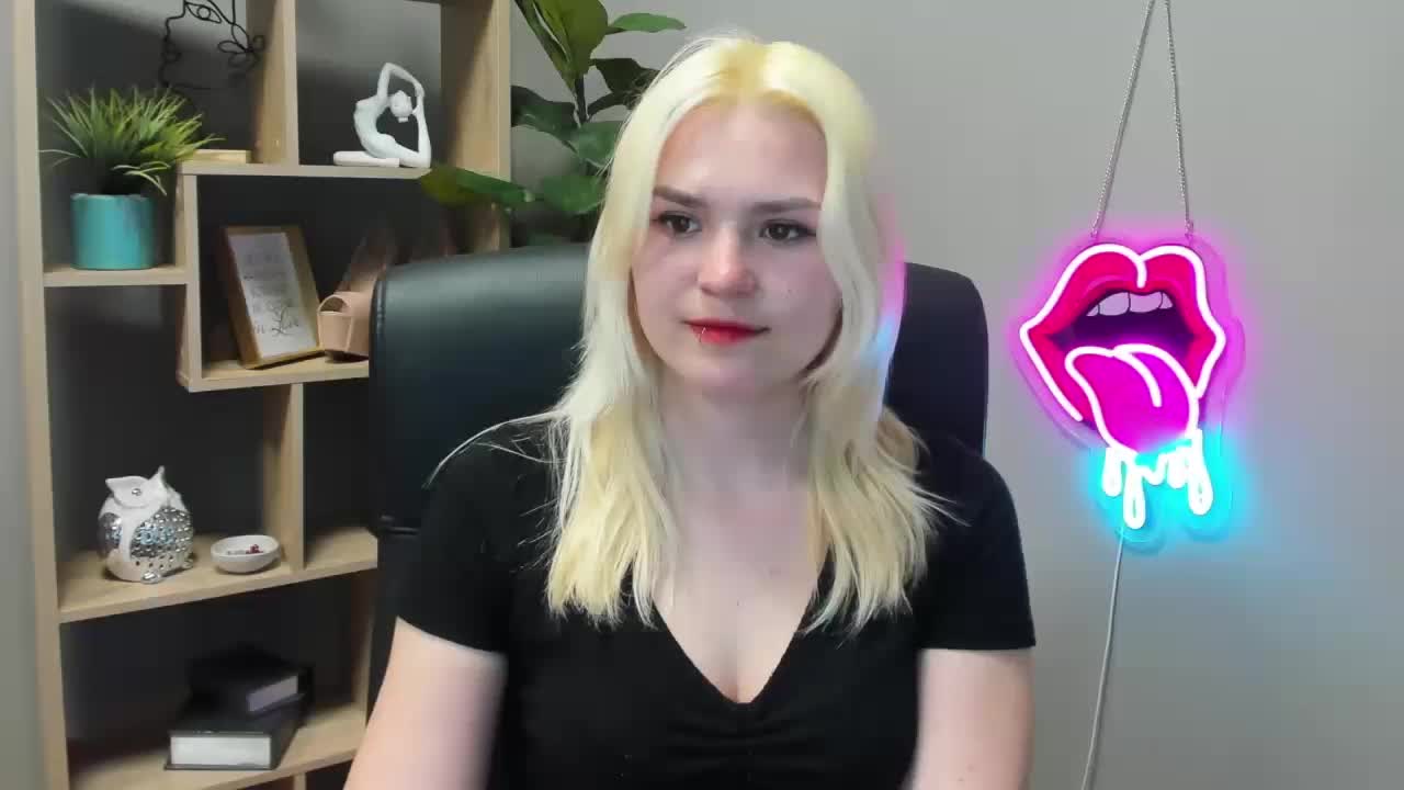 SweetLilyxo Приват Записи 2026-04-27