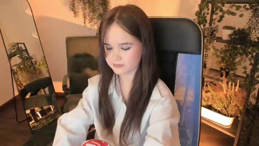 elainebeness Приват Записи 2026-04-28