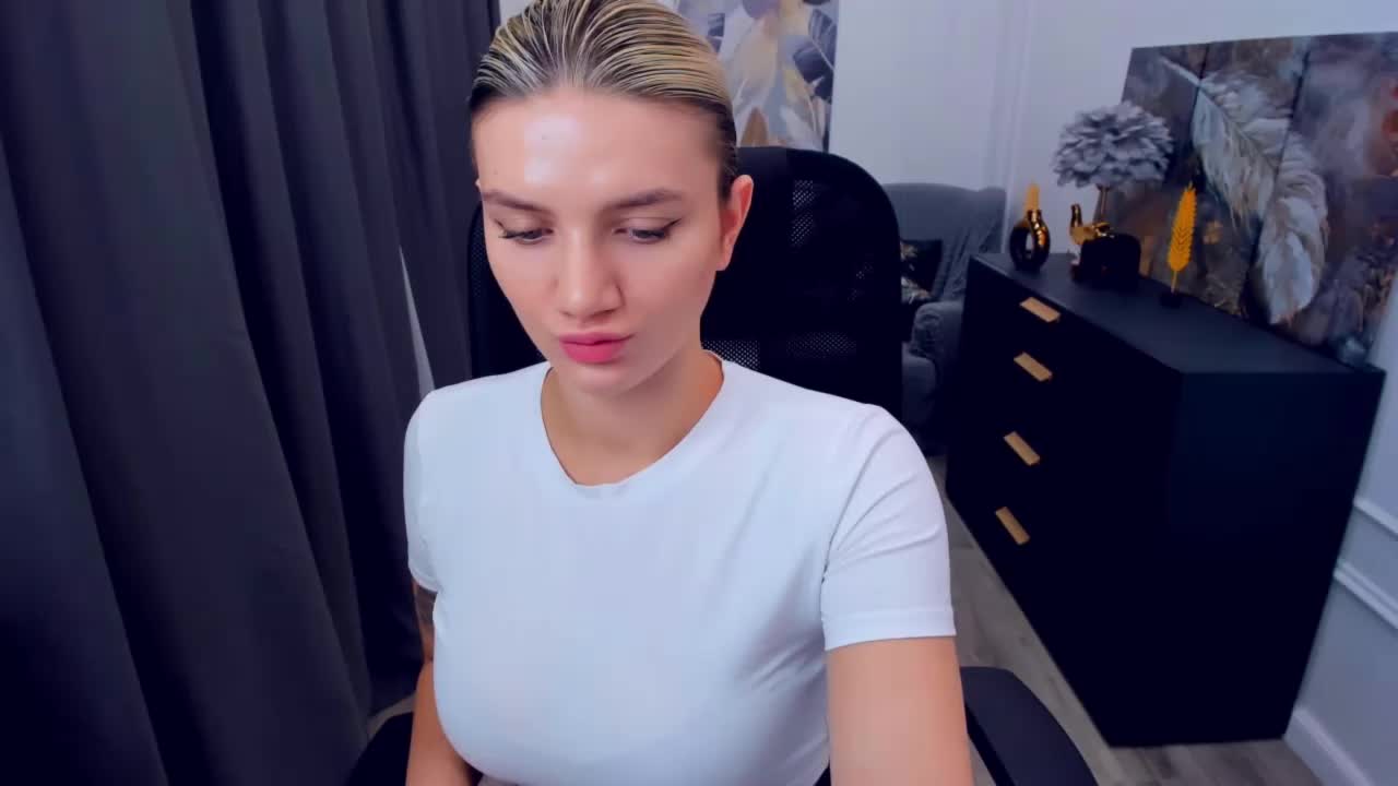 SelenaMoonlight Приват Записи 2026-04-28