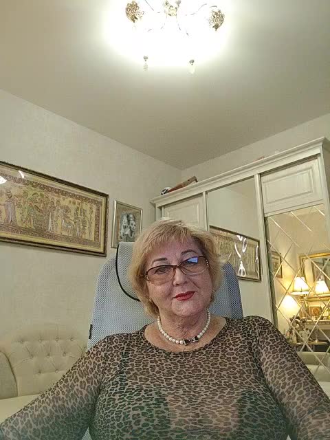 KarinkaSweet Приват Записи 2026-04-28