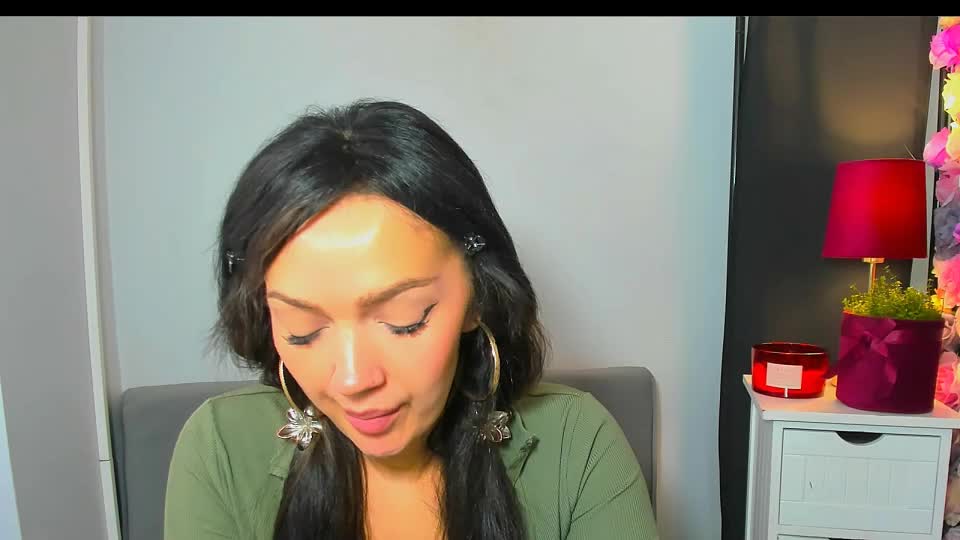 WildOlivia Приват Записи 2026-04-28