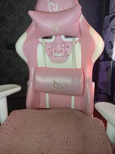 ariel_borsch Приват Записи 2026-04-28