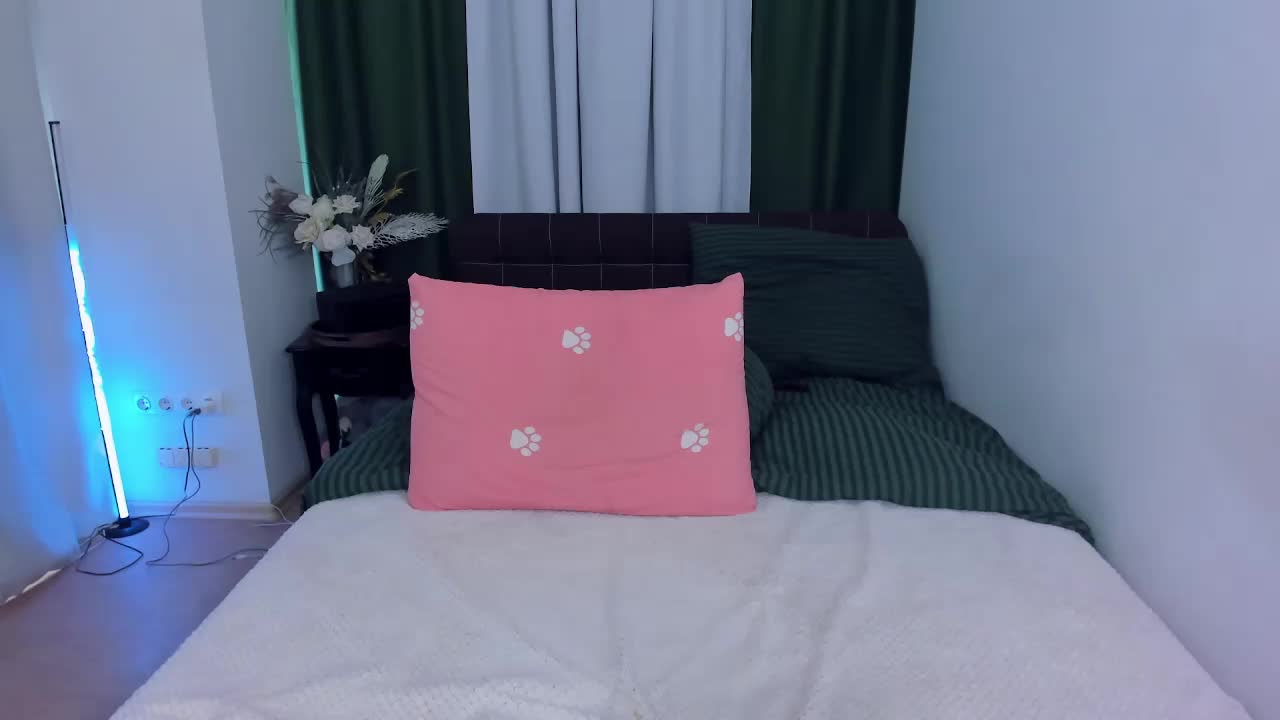 LaurenMorry Приват Записи 2026-04-28