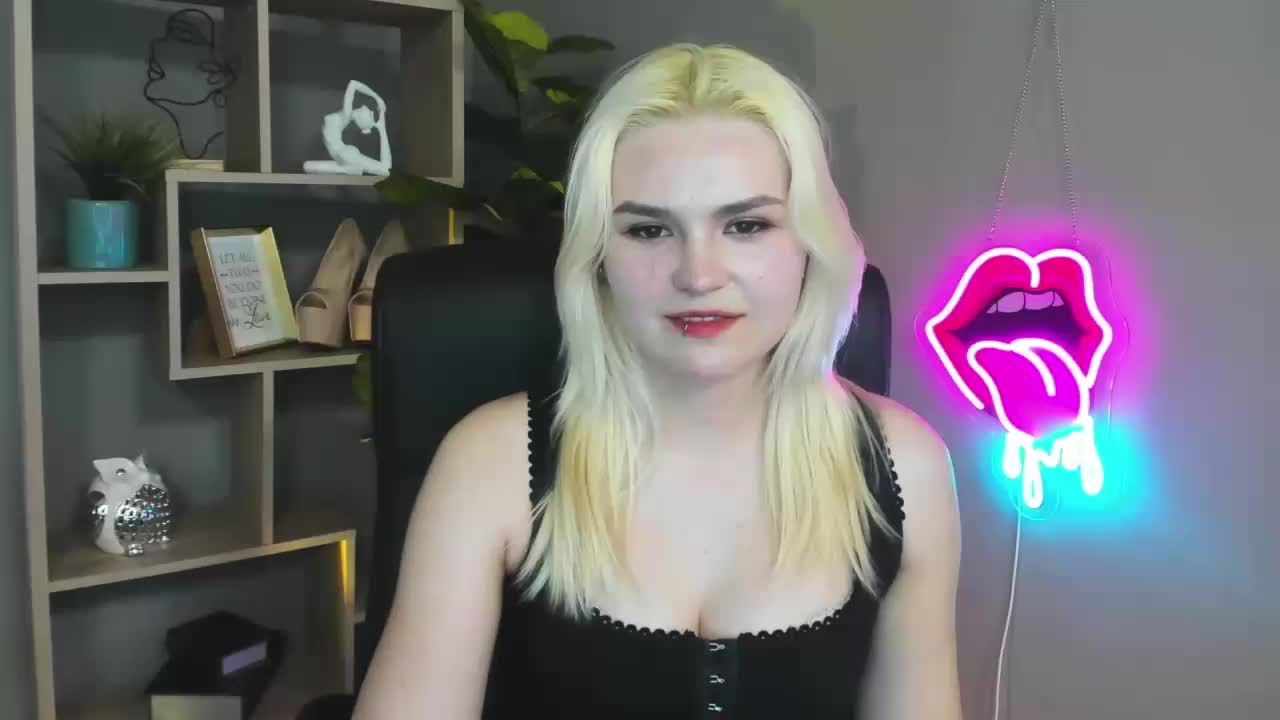 SweetLilyxo Приват Записи 2026-04-28