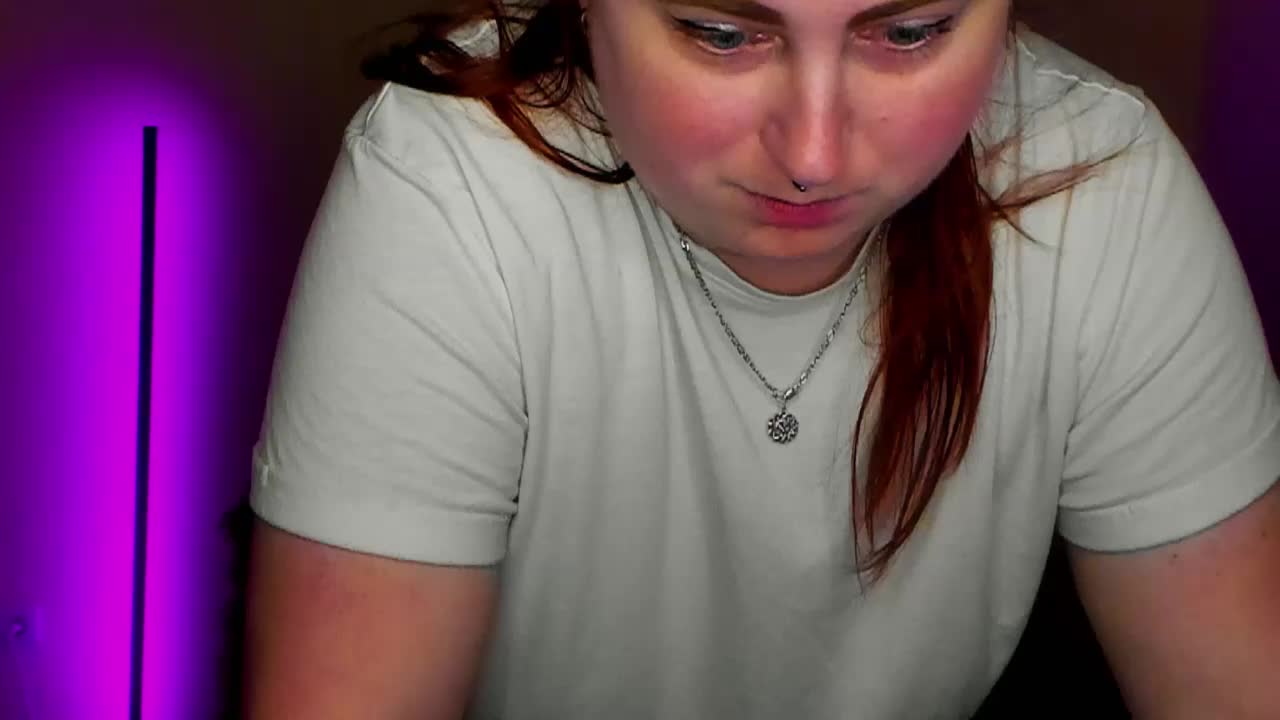 Aliciaredluv Приват Записи 2026-04-29