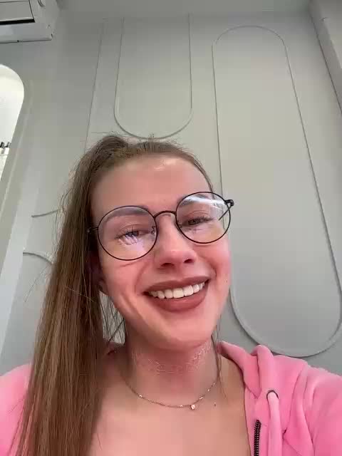 VikkiExtraCheese Приват Записи 2026-04-29