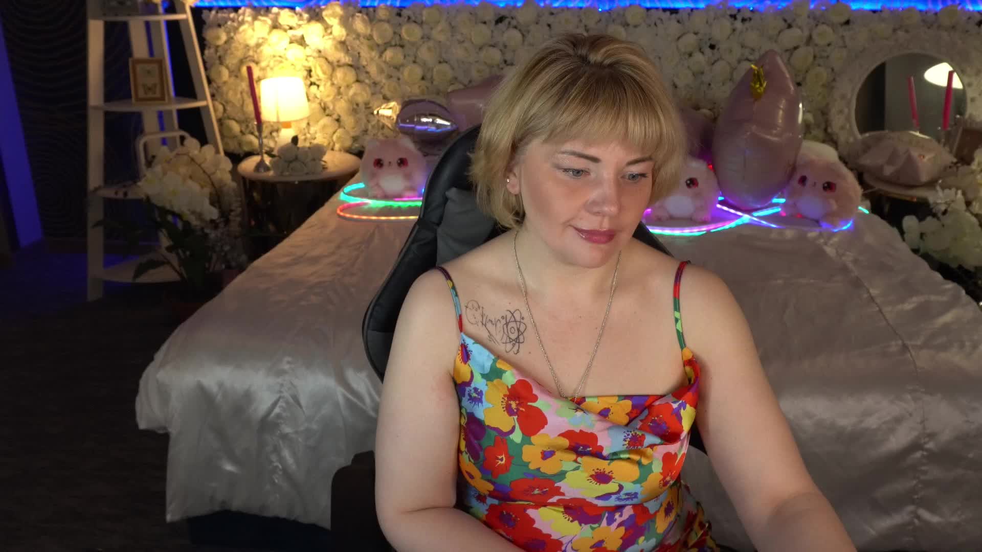 AmiraNight Приват Записи 2026-05-01