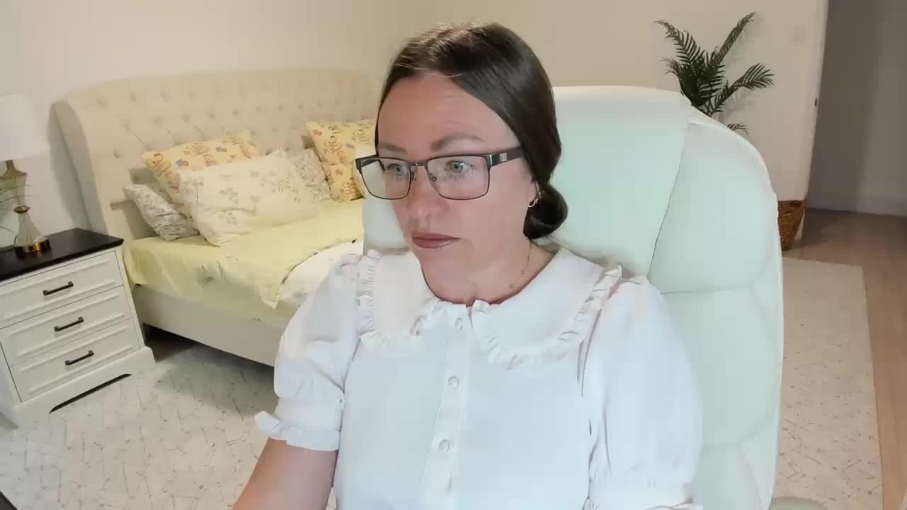 -Michelle- Приват Записи 2026-05-02