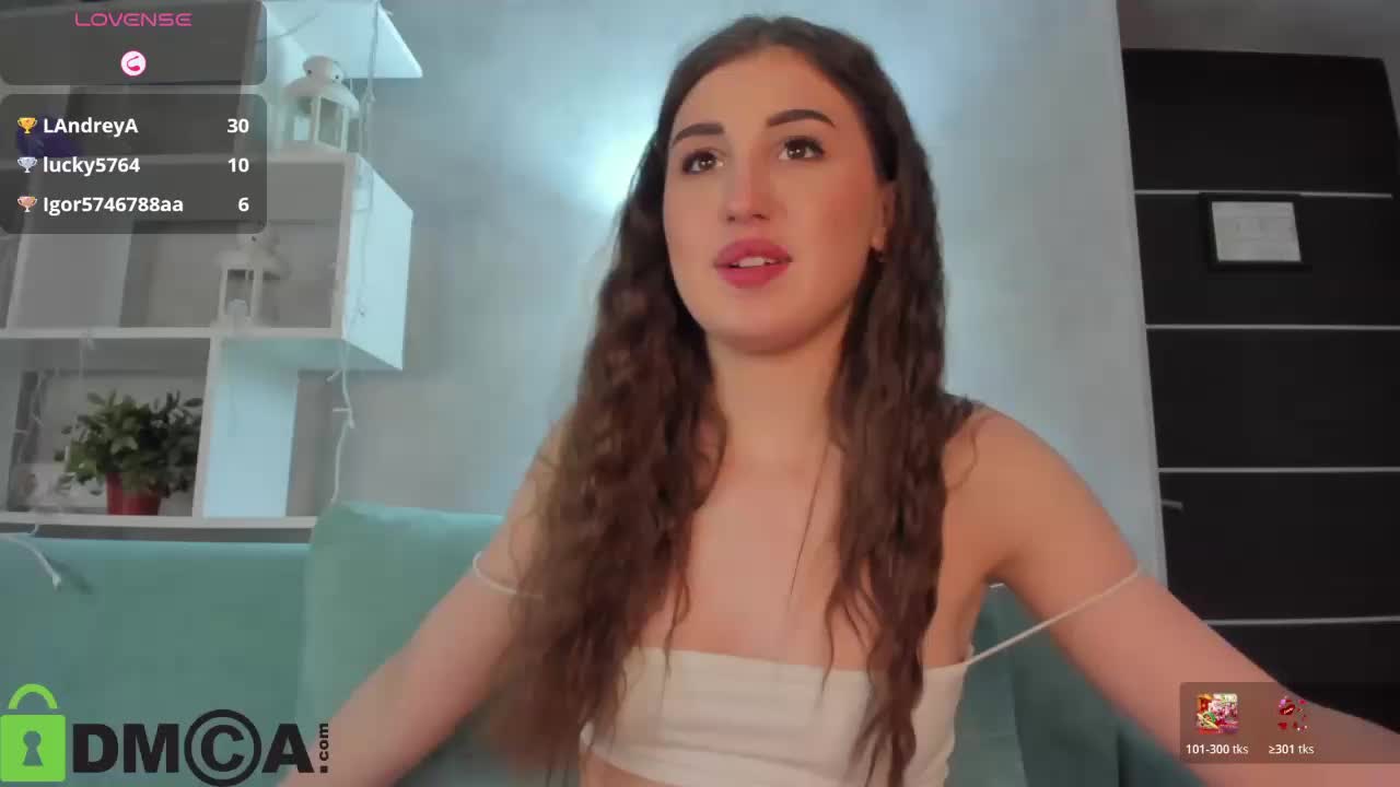 Emily-Lews Приват Записи 2026-05-03