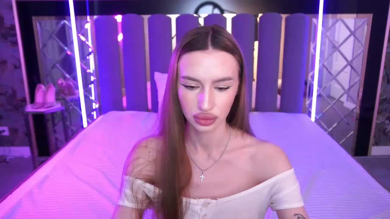 SnowWhiteee Приват Записи 2026-05-03