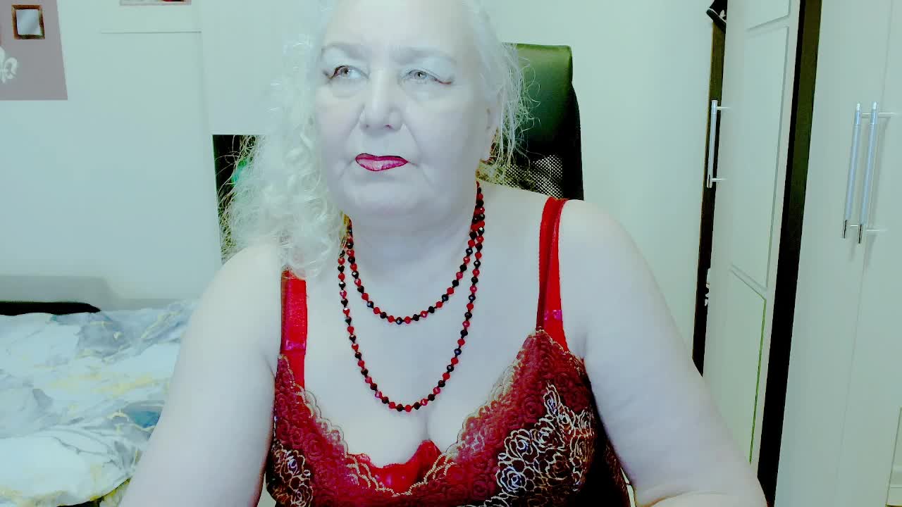 GrannyWants Приват Записи 2026-05-03