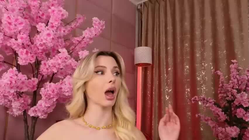 eleineblue Приват Записи 2026-05-04