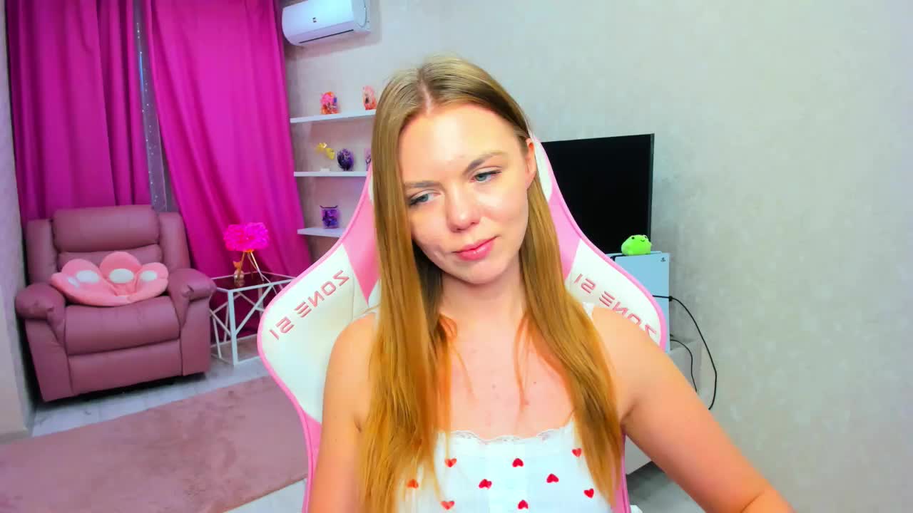 Strawberrye Приват Записи 2026-05-04