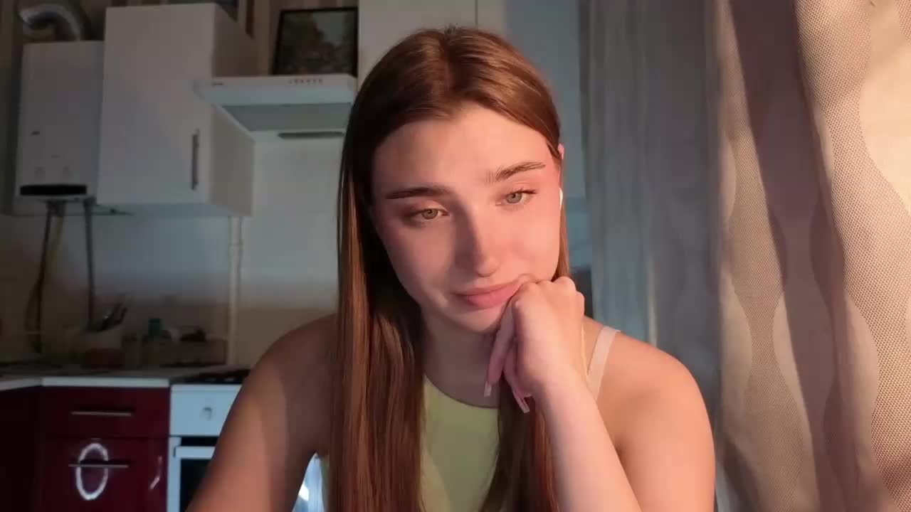 ChristiaPettet Приват Записи 2026-05-06