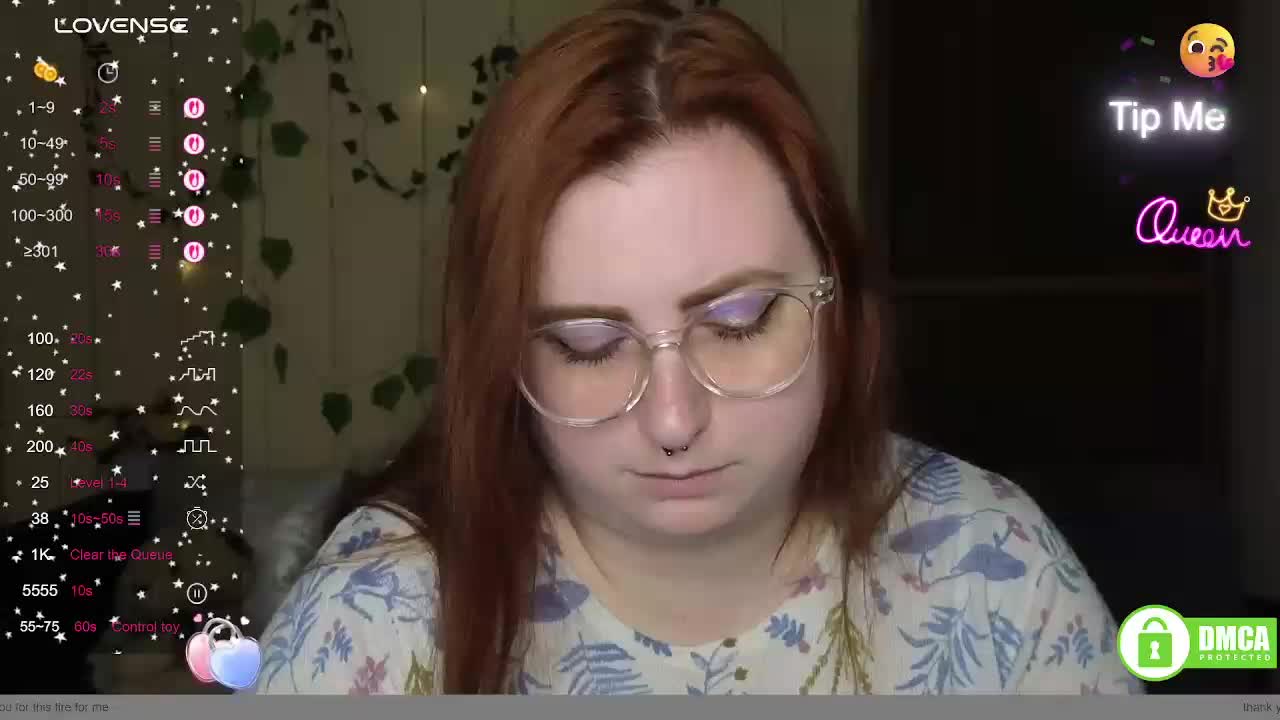 Aliciaredluv Приват Записи 2026-05-06