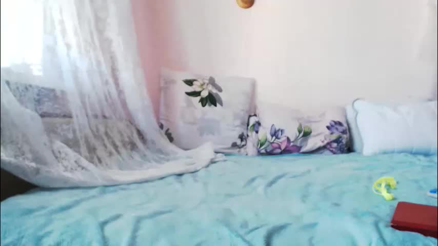 addeliamclain Приват Записи 2026-05-06