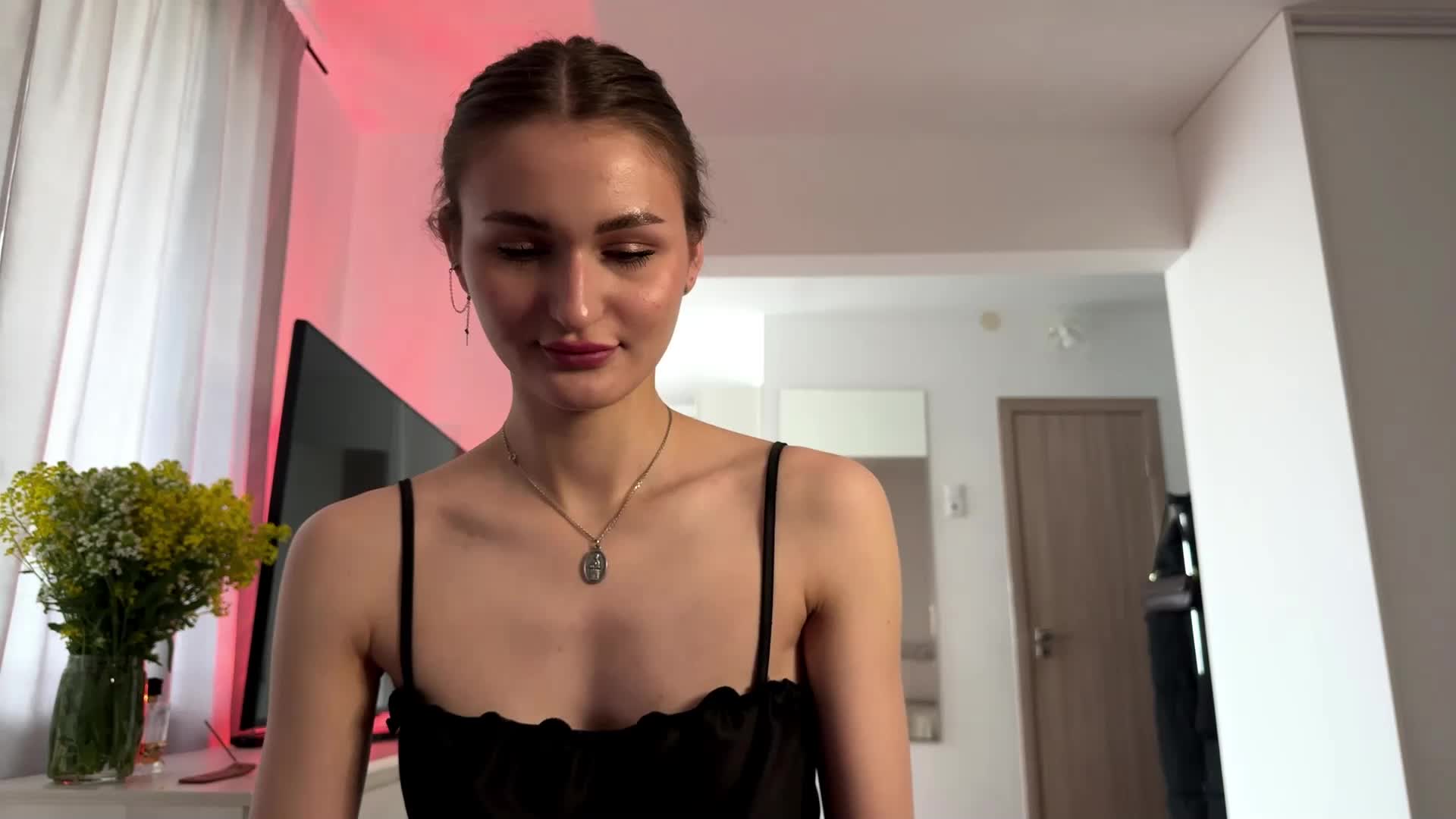LauraMondella Приват Записи 2026-05-09