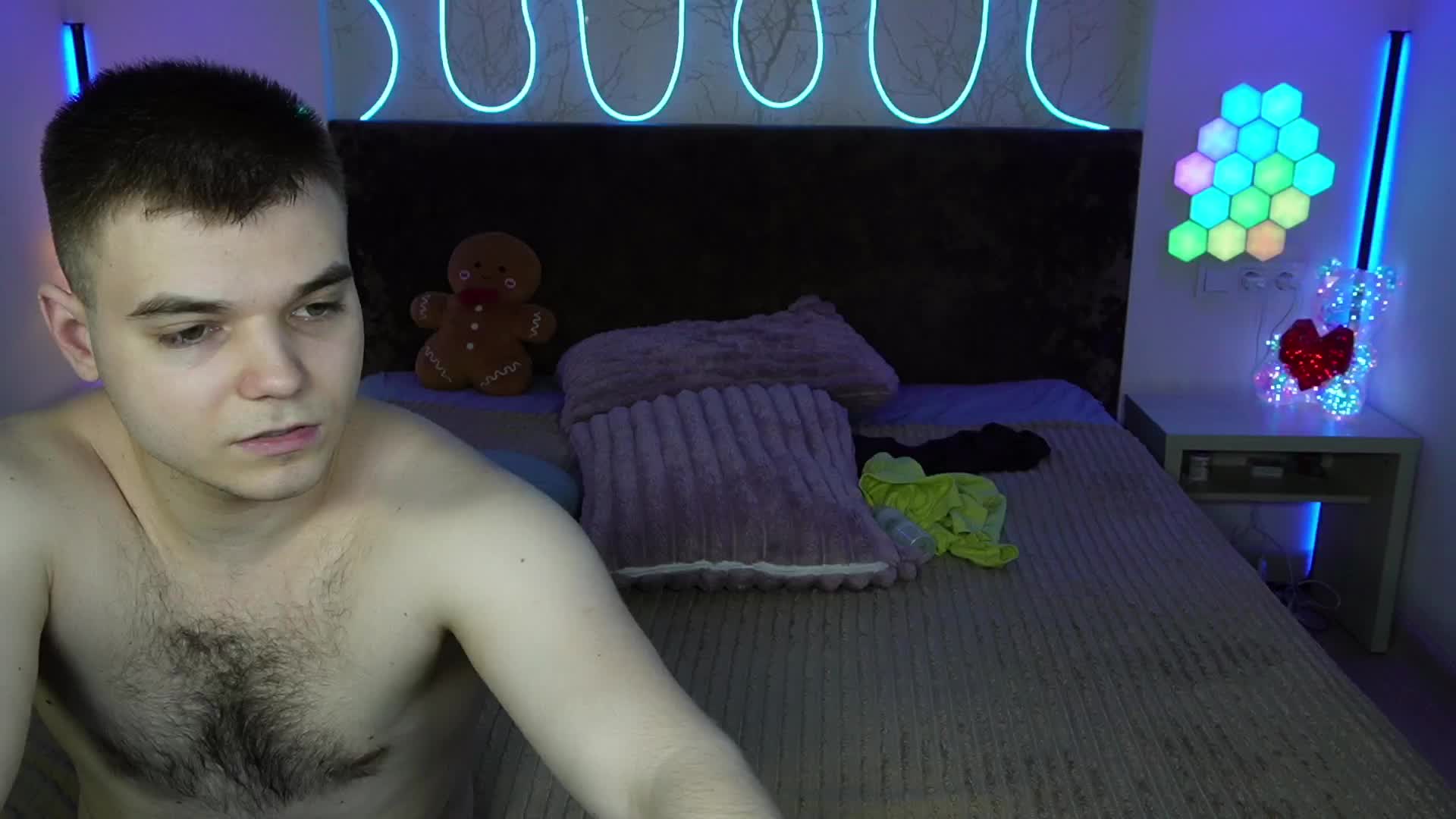 VikkiAndGeorge Приват Записи 2026-05-10