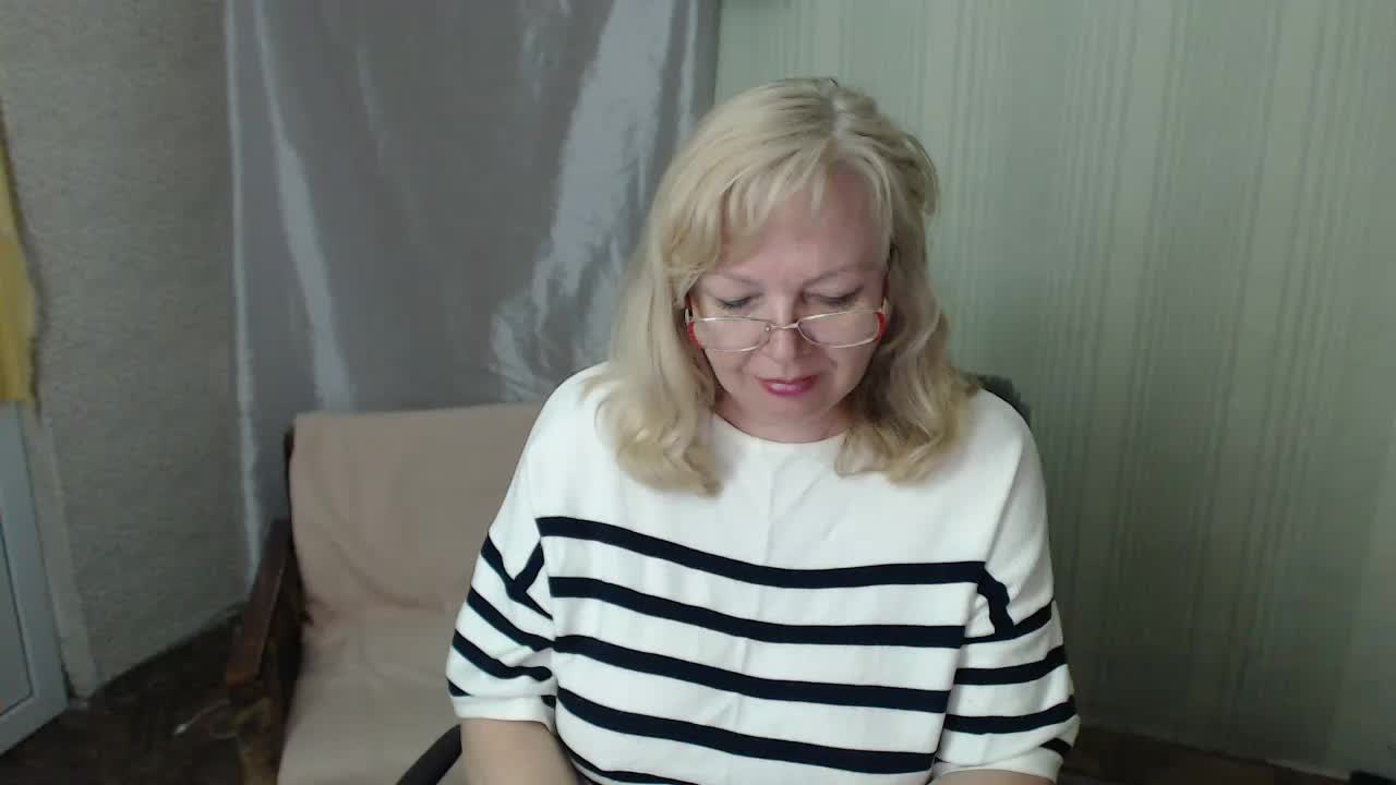 EvelynLoveShy Приват Записи 2026-05-12