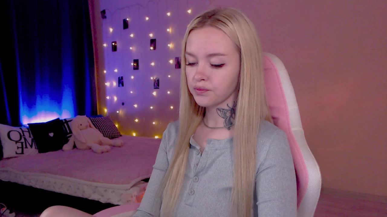 NaughtyMable Приват Записи 2026-05-13